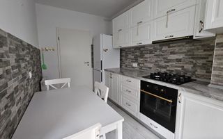 Coresi -Bloc Maurer M9, etajul 1, mobilat, parcare - Poză 8