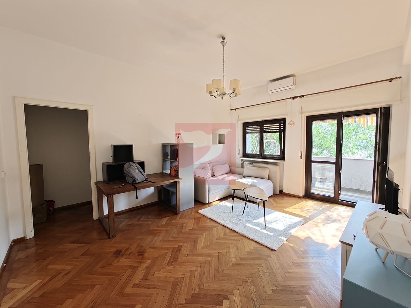 2 camere,  deosebit,Maria Rosetti, bloc interbelic clasic - Poză 1