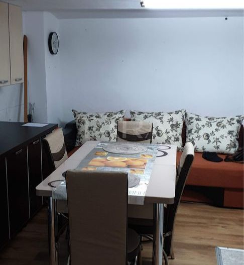 Apartament 2 camere, 50 mp utili-demisol zona Centrala - Poză 3