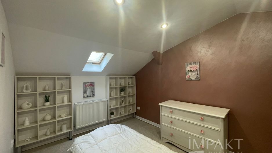 Apartament la casa cu 3 camere de inchiriat - Poză 10