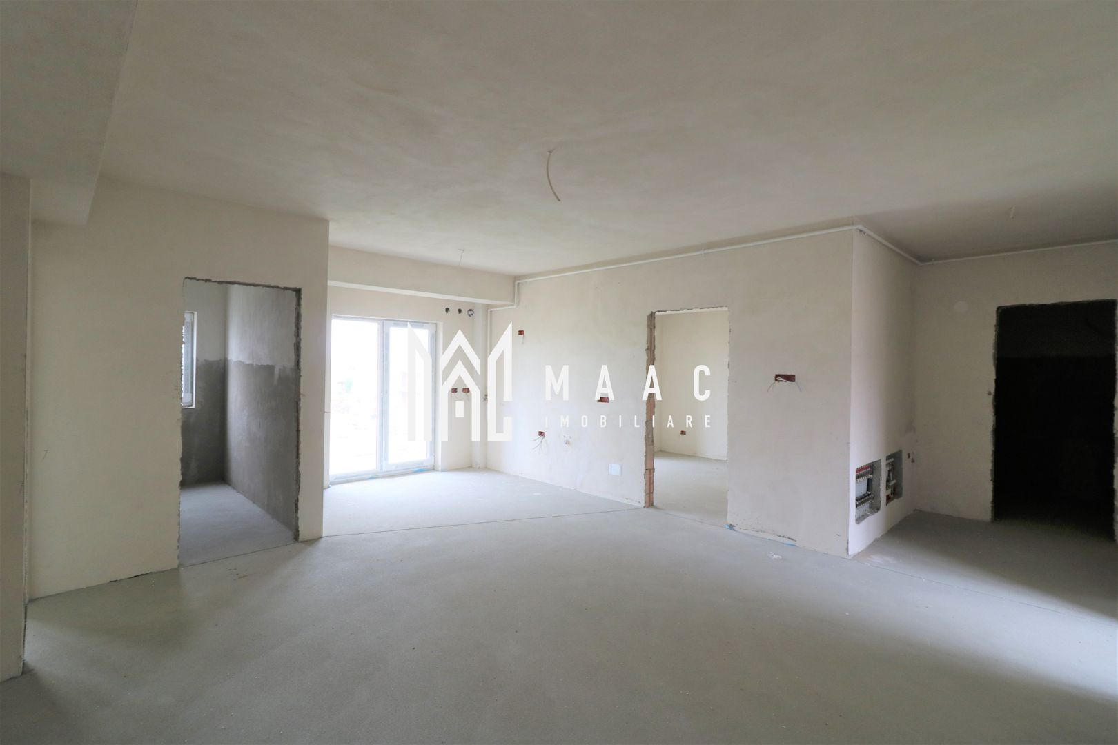 Comison 0% | Apartament 3 camere | Balcon | - Poză 2