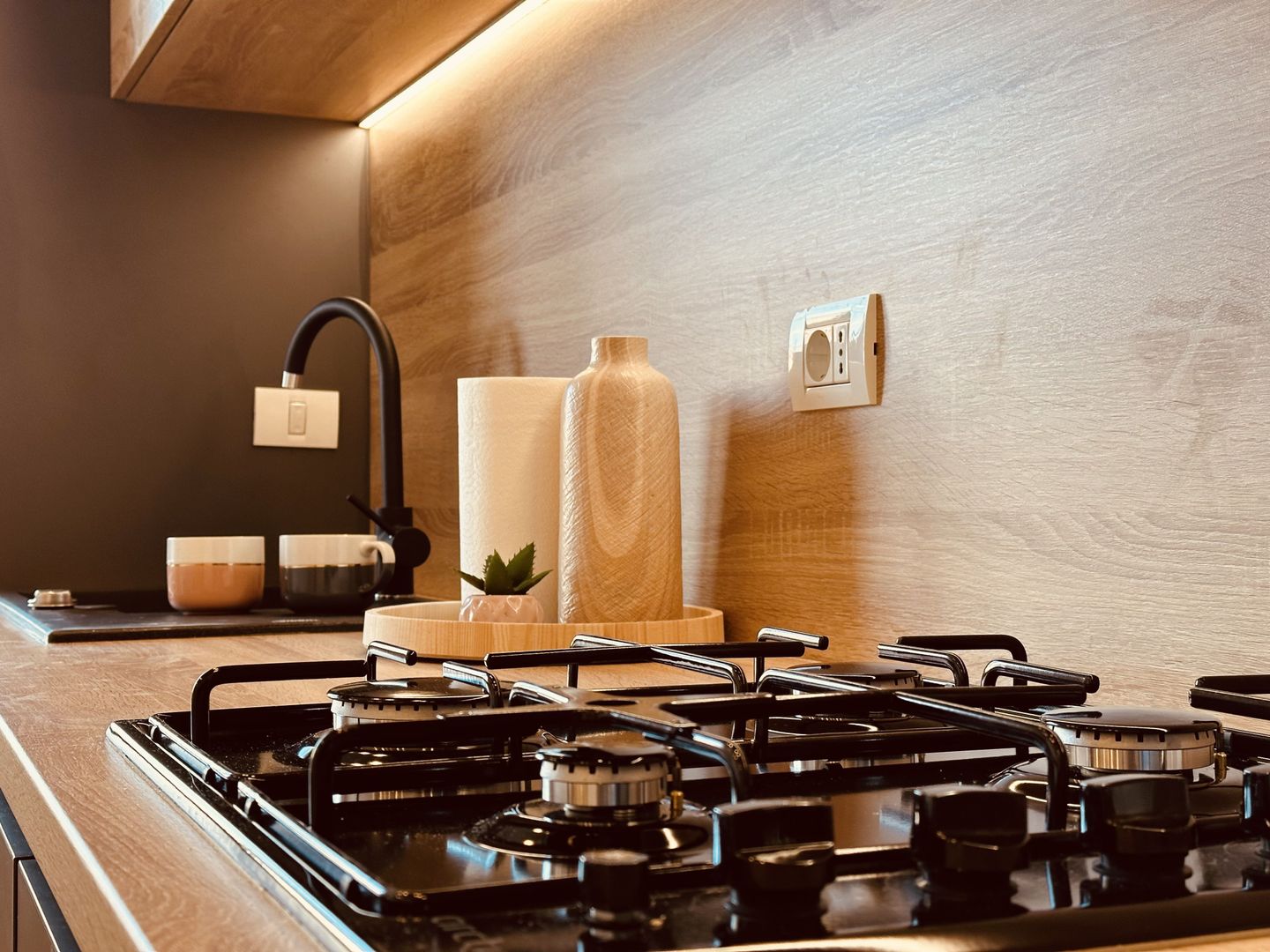 INCHIRIAT - Casa Segmentul Lux - 3 dormitoare & dressing - Prima Inchiriere - Poză 4