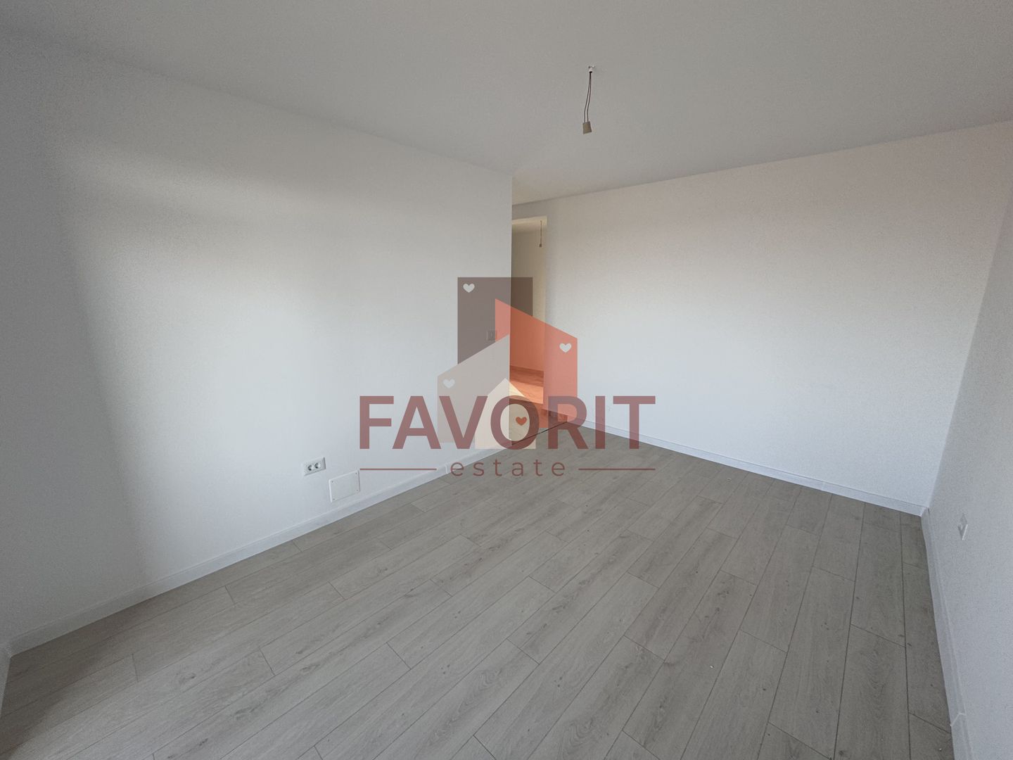 Disponibil imediat. Decomandat. TVA 21% inclus in pret - Poză 4