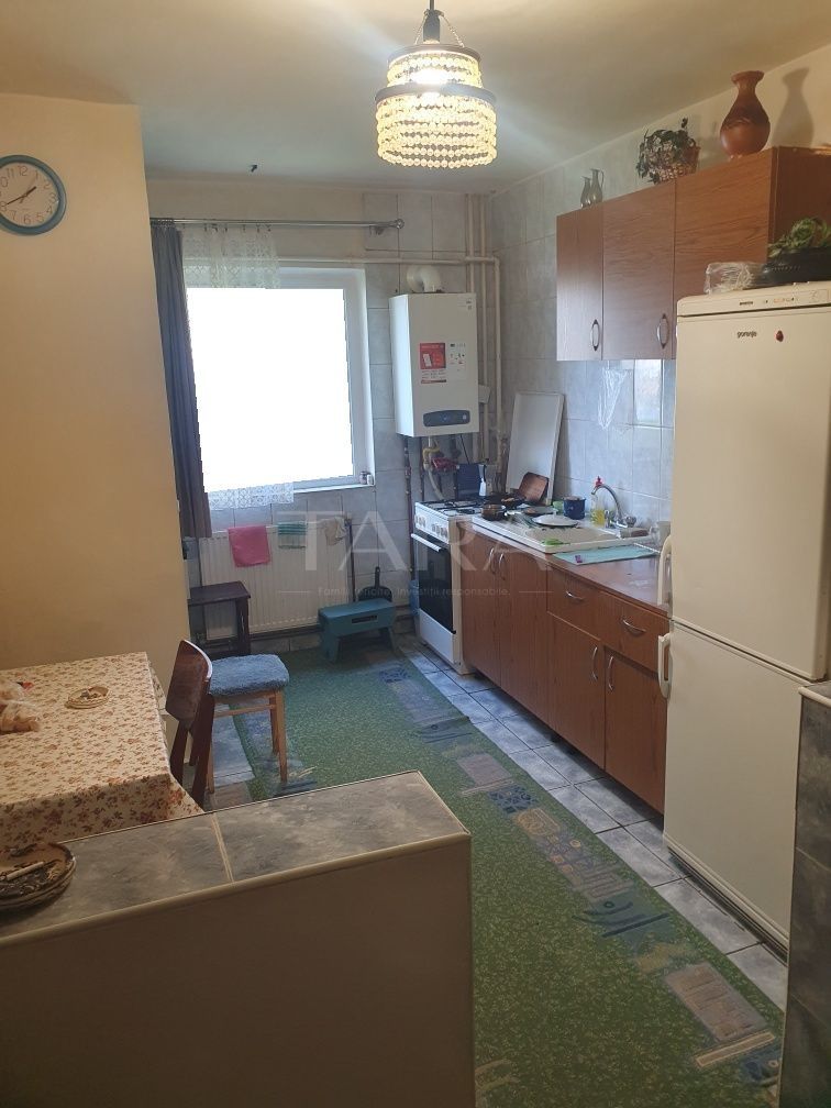 Apartament cu 3 camere decomandat, aproape de Piața Ion Meșter - Poză 1