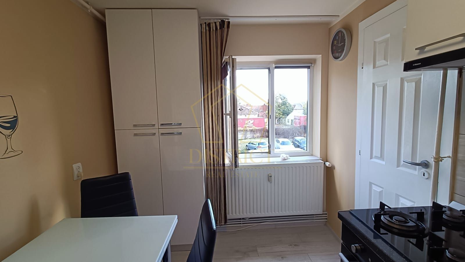 Apartament renovat și decomandat 2 camere | Zona Lunei - Poză 8