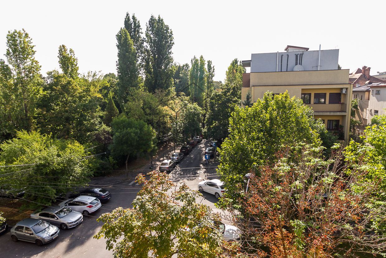 APARTAMENT CU 4 CAMERE DE LUX LA INCHIRIERE IN PRIMAVERII - Poză 19