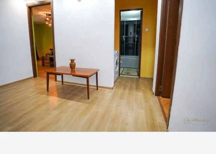 Vânzare de apartament - Poză 1