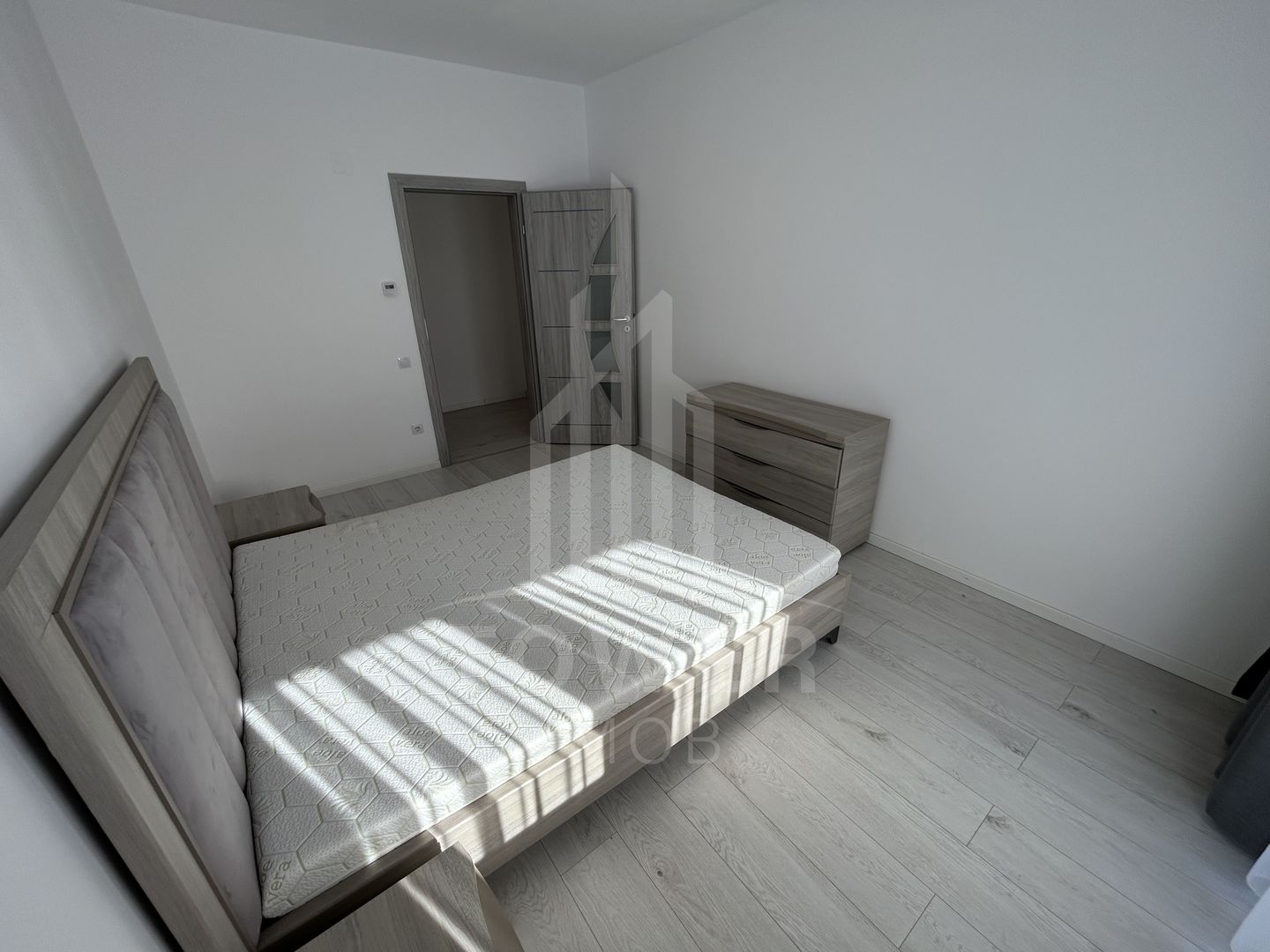 Apartament 2 camere de vânzare | Calea Cisnădiei - Poză 2