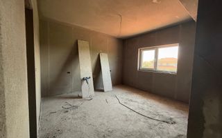 Casa individuala cu teren generos - Dumbravita - Poză 4