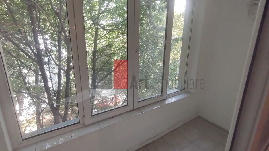 Vânzare apartament 4 camere decomandat Bd. Brâncoveanu - Izvorul Mureșului - Poză 19