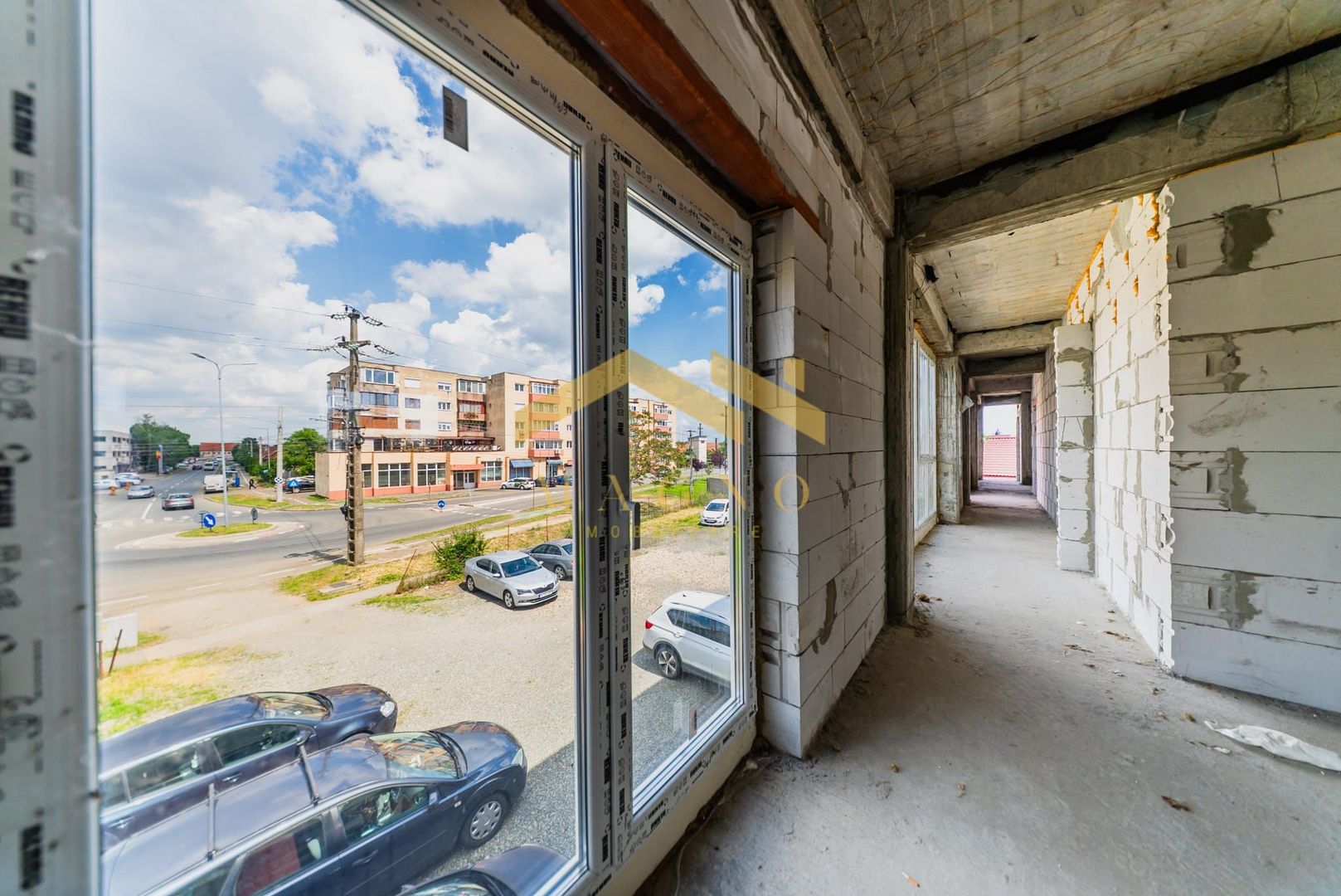 Bloc cu 12 Apartamente si Hala Industriala-Oferta Speciala/Sannicolau - Poză 30