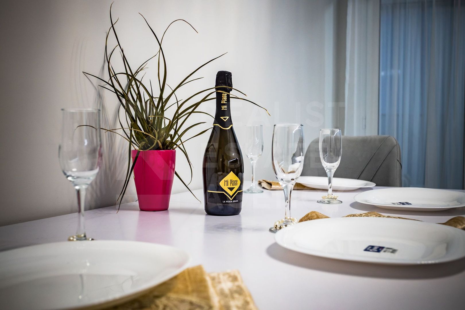 Vânzare , apartament, 3 camere, bd. Mircea cel Bătrân Ciocana - Poză 3