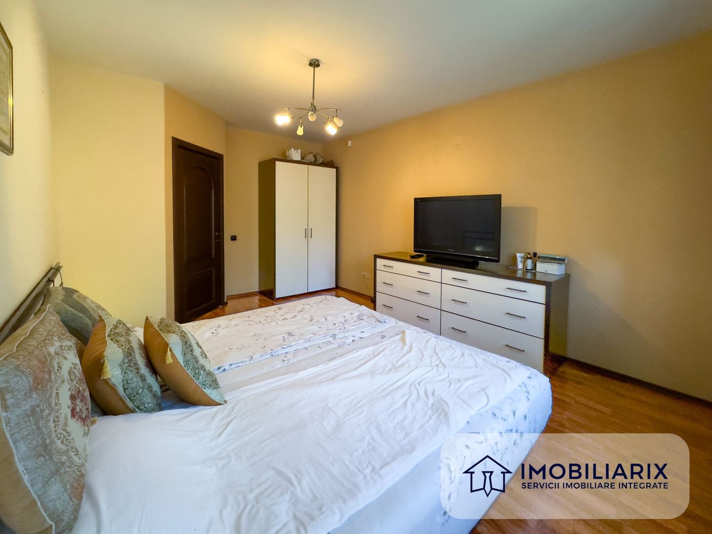 Casă impunătoare, 292 mp utili, 763 mp teren | Strada Principală - Poză 8