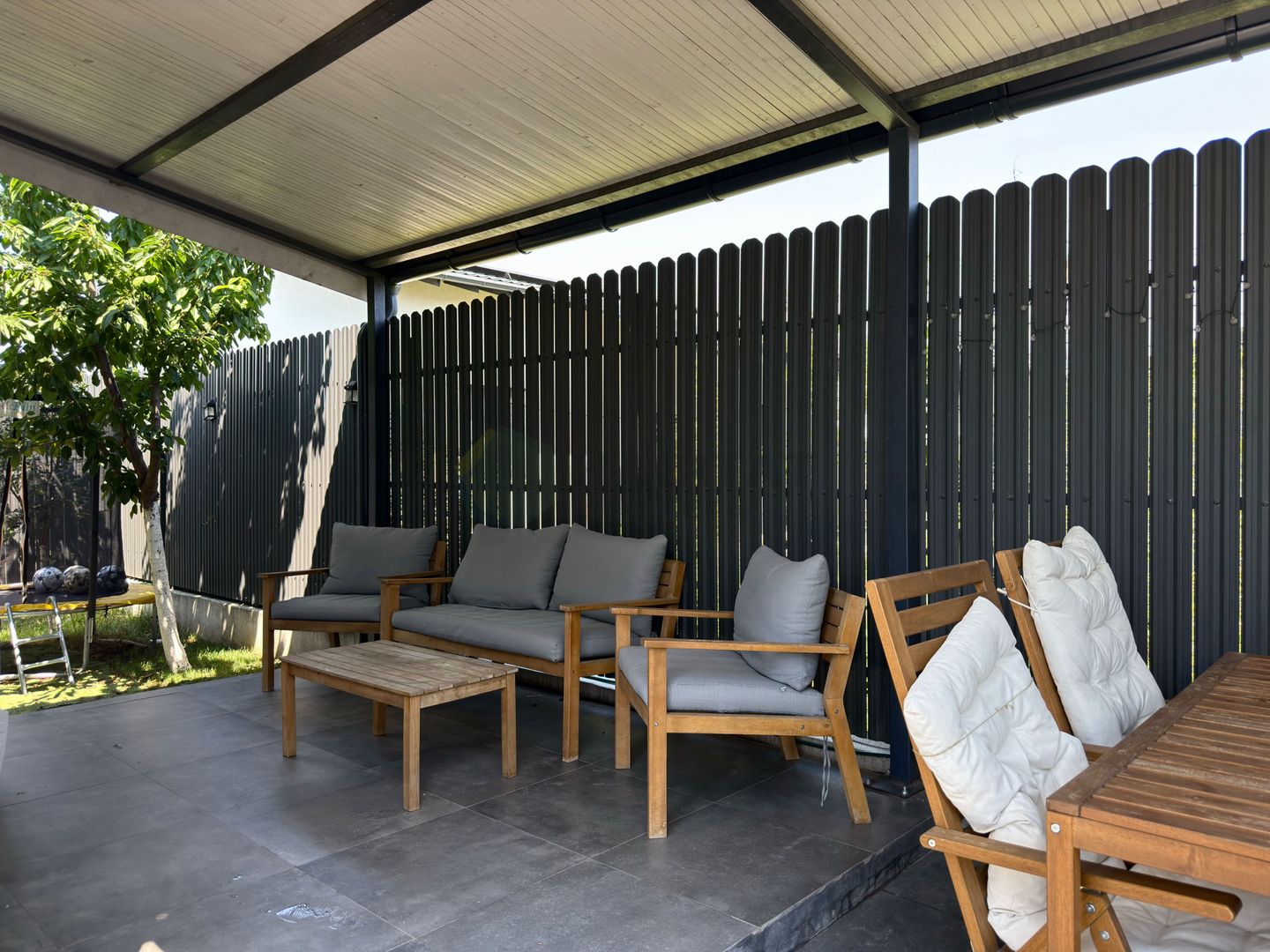 Casa pe parter cu 3 camere | Tunari | Mobilata si utilata - Poză 21