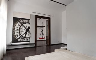 De vanzare Cladire bloc Istoric Central Arad D+P+E+M curte proprie - Poză 7