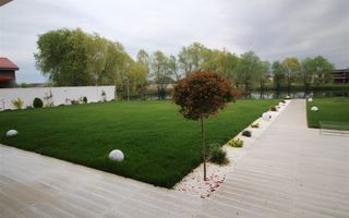 Casă / Vilă cu 8 camere de vânzare în zona Est - Poză 6