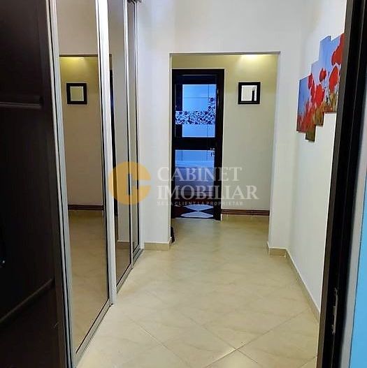 Apartament 2 camere decomandat, etaj intermediar , zona Mircea Cel Batran - Poză 3