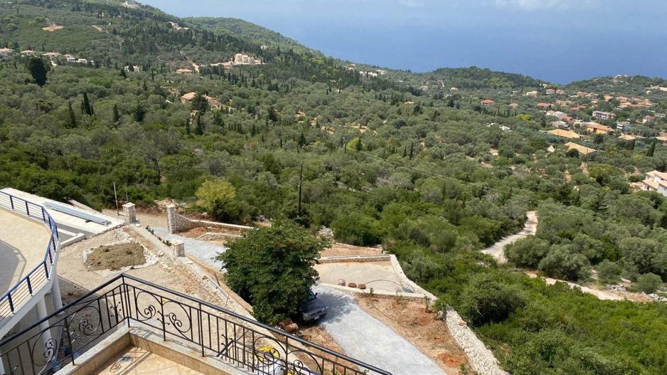 Vile Lefkada - Poză 3