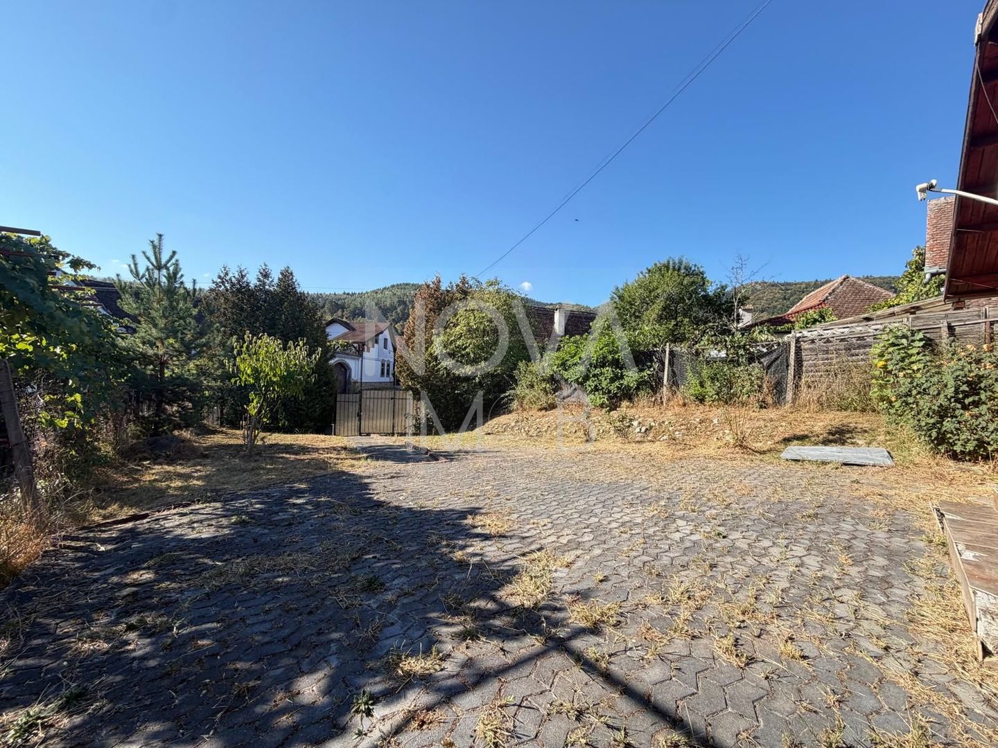 CASA DE VACANTA CU TEREN GENEROS, VALE – SALISTE - Poză 23
