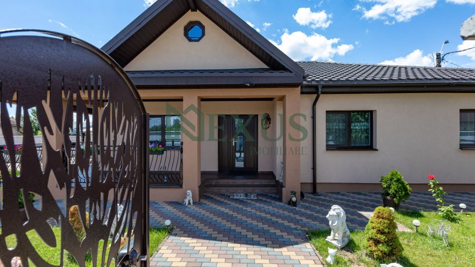 Casă premium nouă de vânzare – Cartier Izvoare, Bacău - Poză 1
