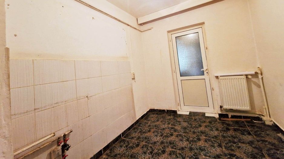 Apartament 3 camere – parter – zona 2 Cocosi, Micro 20 - Poză 7