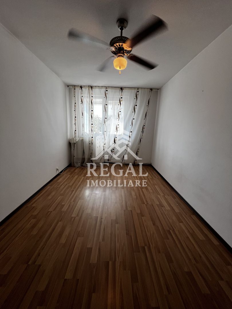 Apartament cu 2 camere de vânzare – Traian Vuia - Poză 1