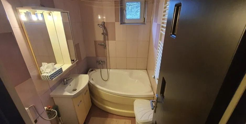 AP. 2 CAMERE DRUMUL TABEREI, BUCATARIE INCHISA, METROU 2 MINUTE - Poză 7