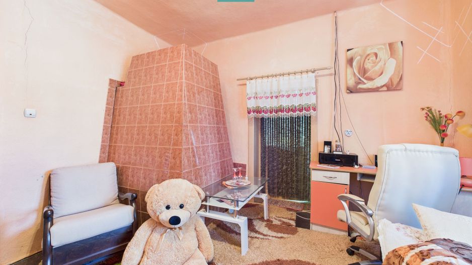 Casă, Com.Iratoșu.  Jud.Arad - Poză 9