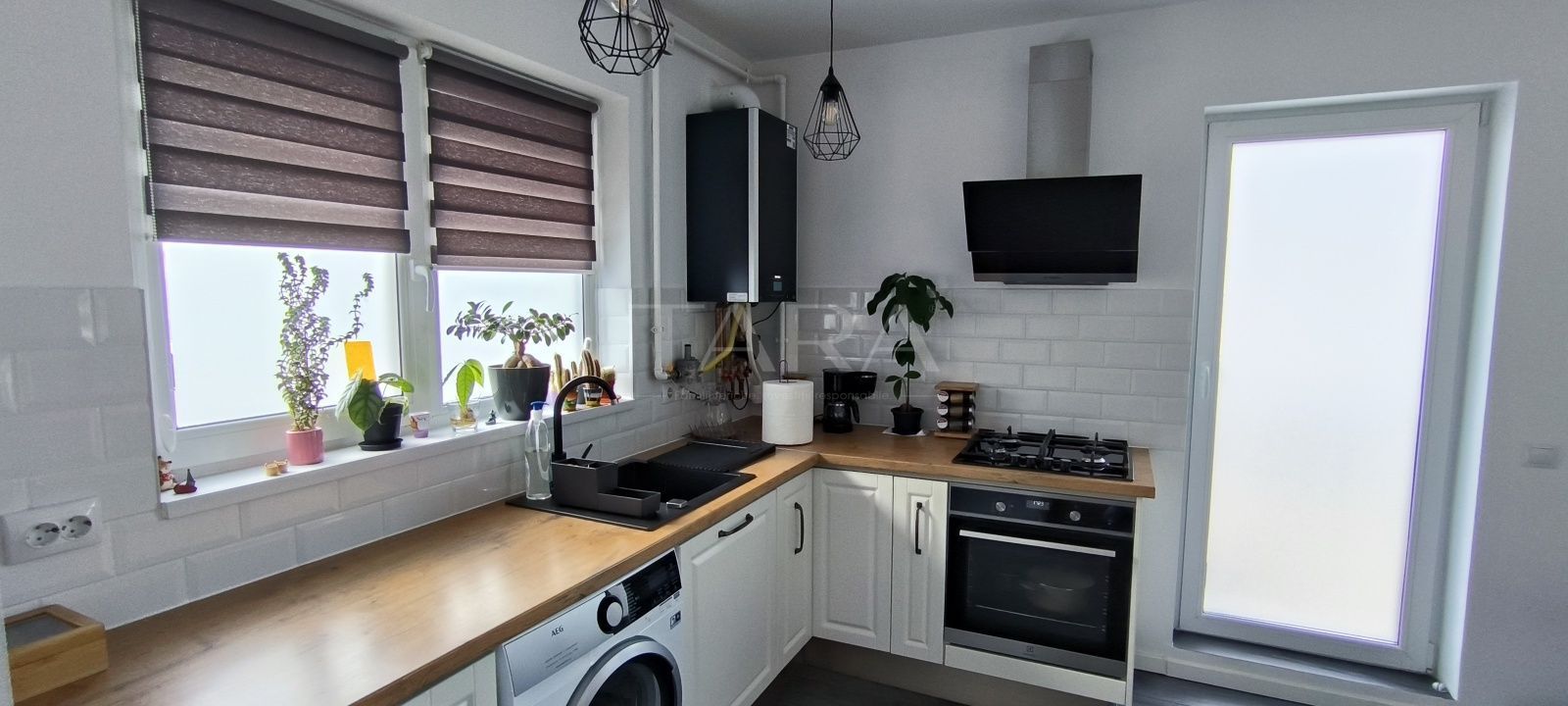 Apartament spectaculos de vânzare în Florești – zona Florilor! - Poză 1