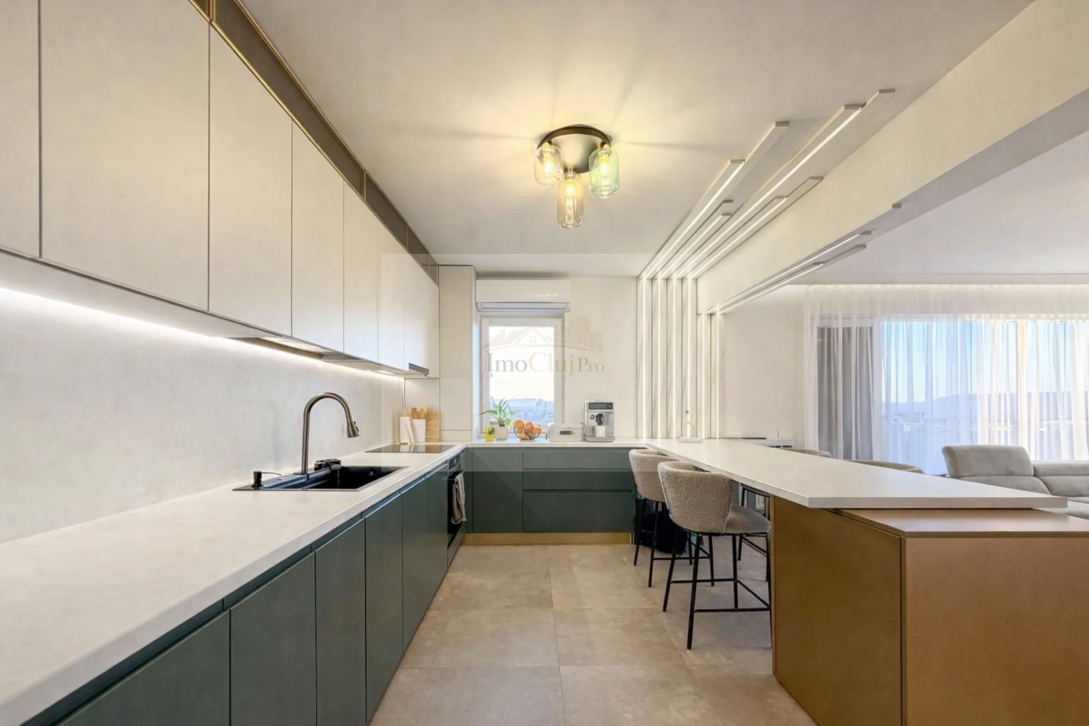 Vanzare 4 camere  + terasă 105 mp, view panoramic, Bună Ziua - Poză 5