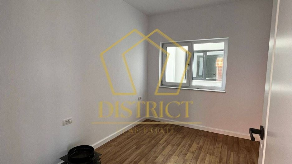 Duplex 5 camere despartit prin camera tehnica | Ghiroda - Poză 9