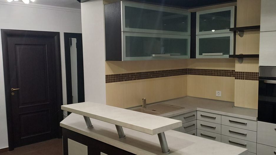 ÎNCHIRIERE | Apartament 3 camere | Splaiul Unirii nr. 35 - Poză 9