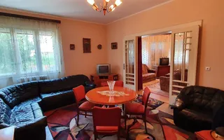 Casa situata ultracentral langa Poarta I a Cetatii Alba Carolina - Poză 11