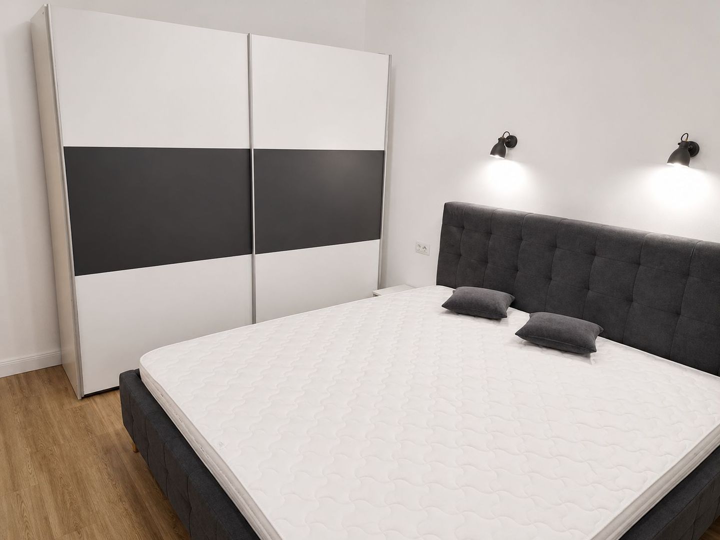 Apartament modern cu 2 camere decomandate, situat în Dumbrăvița - Poză 11