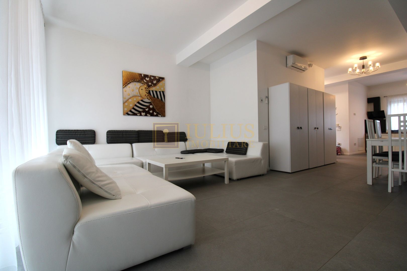 Zona Lipovei, casa 4 camere + 3 bai, curte proprie. - Poză 2