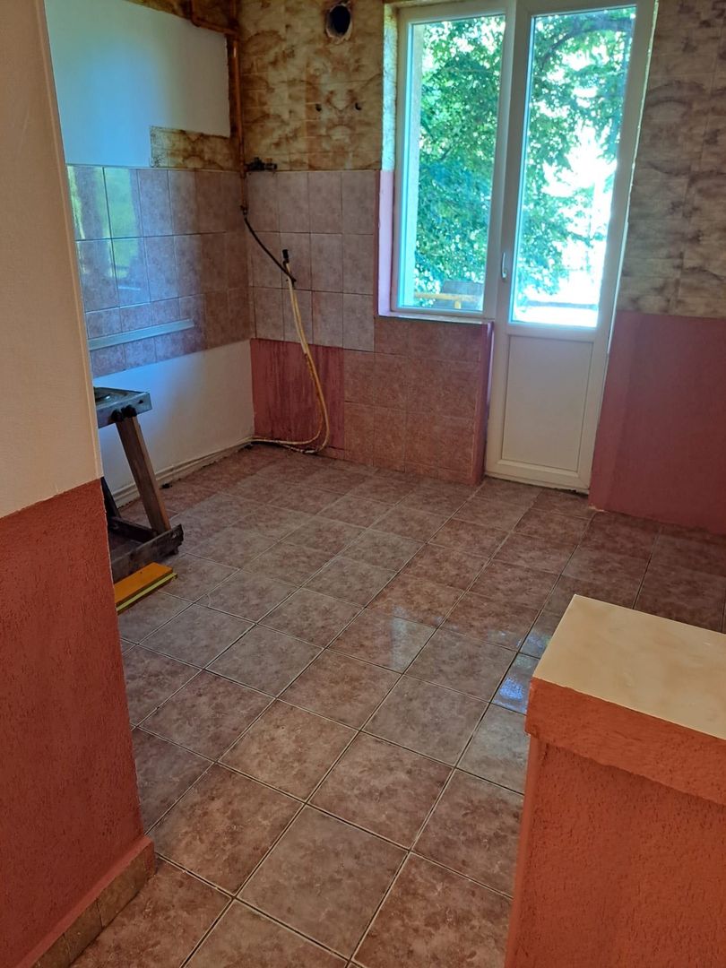 BRASADAS vinde garsoniera lux 37mp. Zona Ostrovului - Poză 4