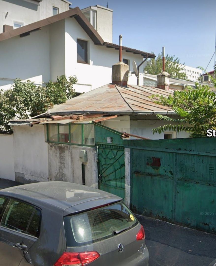 Casa pe Bulevardul Mihalache –  Piața Domenii - Poză 1
