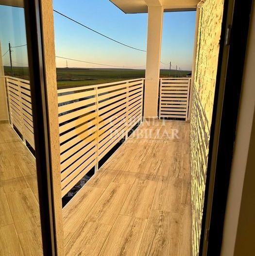 Casa 5 camere - 2 bai - P+1 - La asfalt - 120mp utili - Poză 2