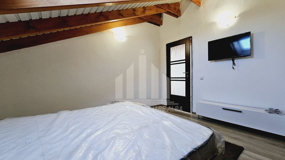 Apartament cu 3 camere decomandate, Centru - Poză 6
