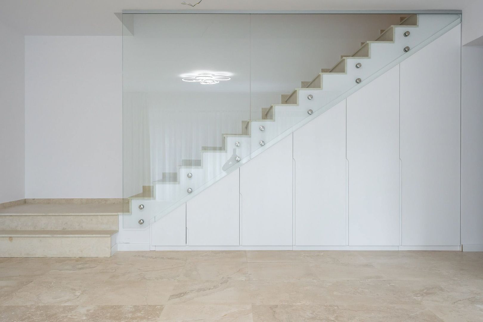 Vila Exclusivă în Complexul de Prestigiu, Zona Popasului - Matei Millo - Poză 5