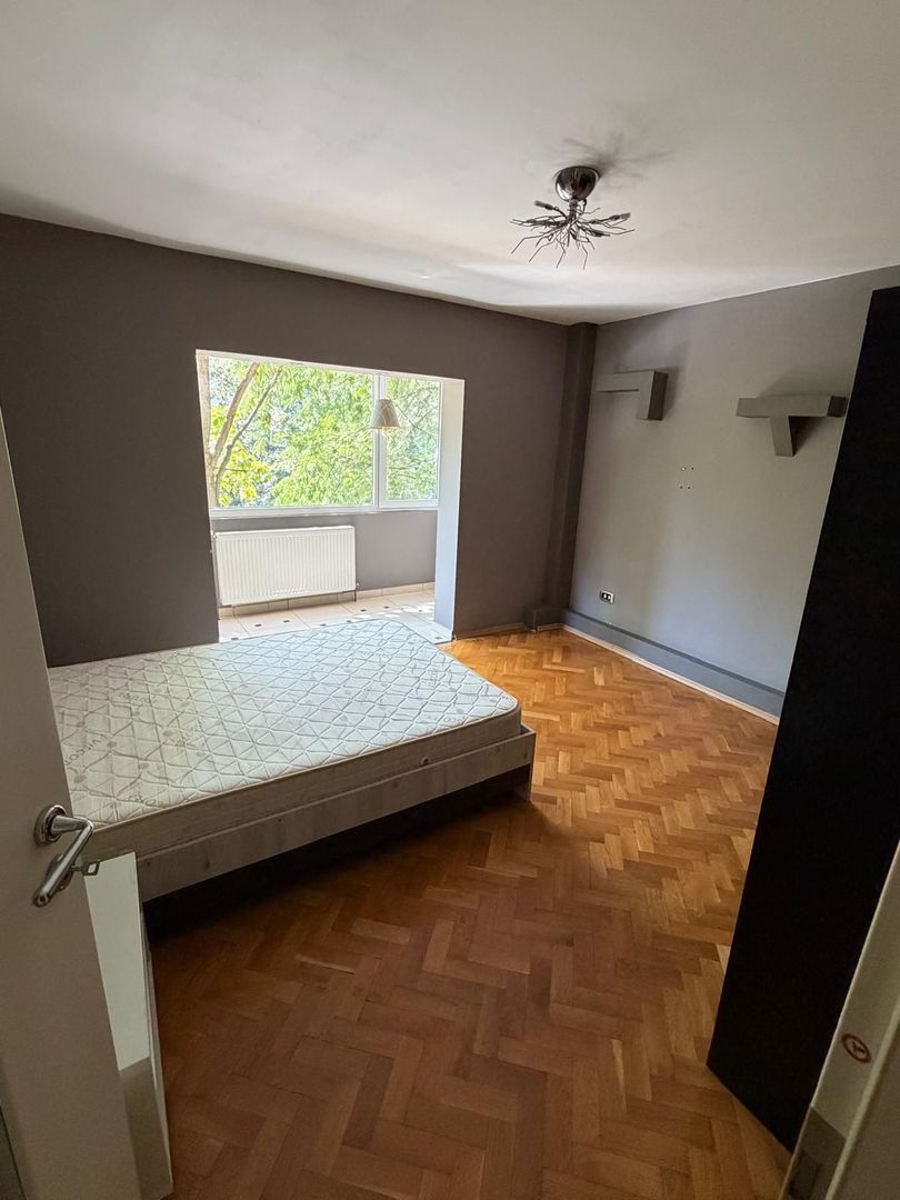 Girocului-Lidia | 3 Camere | Etaj 1 | Centrala proprie | Boxa - Poză 8