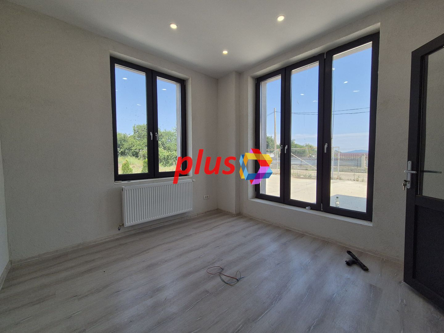 Spatiu industrial- 1240 mp  # plus-imo.ro - Poză 4