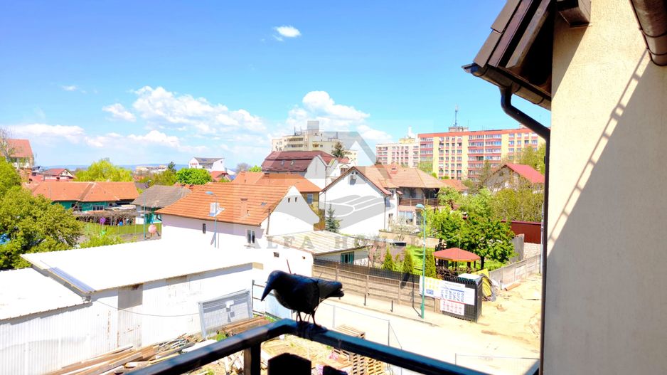 Apartament trei camere, 83 mp, vedere panoramică spre Tâmpa-Bartolomeu - Poză 18