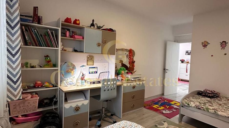 Apartament spre vinzare, 3 camere, modern, complet utilat, mobilat! - Poză 8