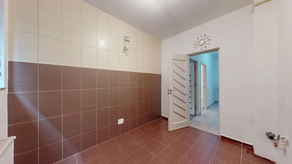 Apart. 3 cam. Decomandat. Demisol/4 in Drumul Bacriului ! - Poză 18