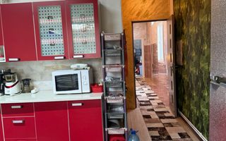 Casa ultracentral + piscină - Poză 7