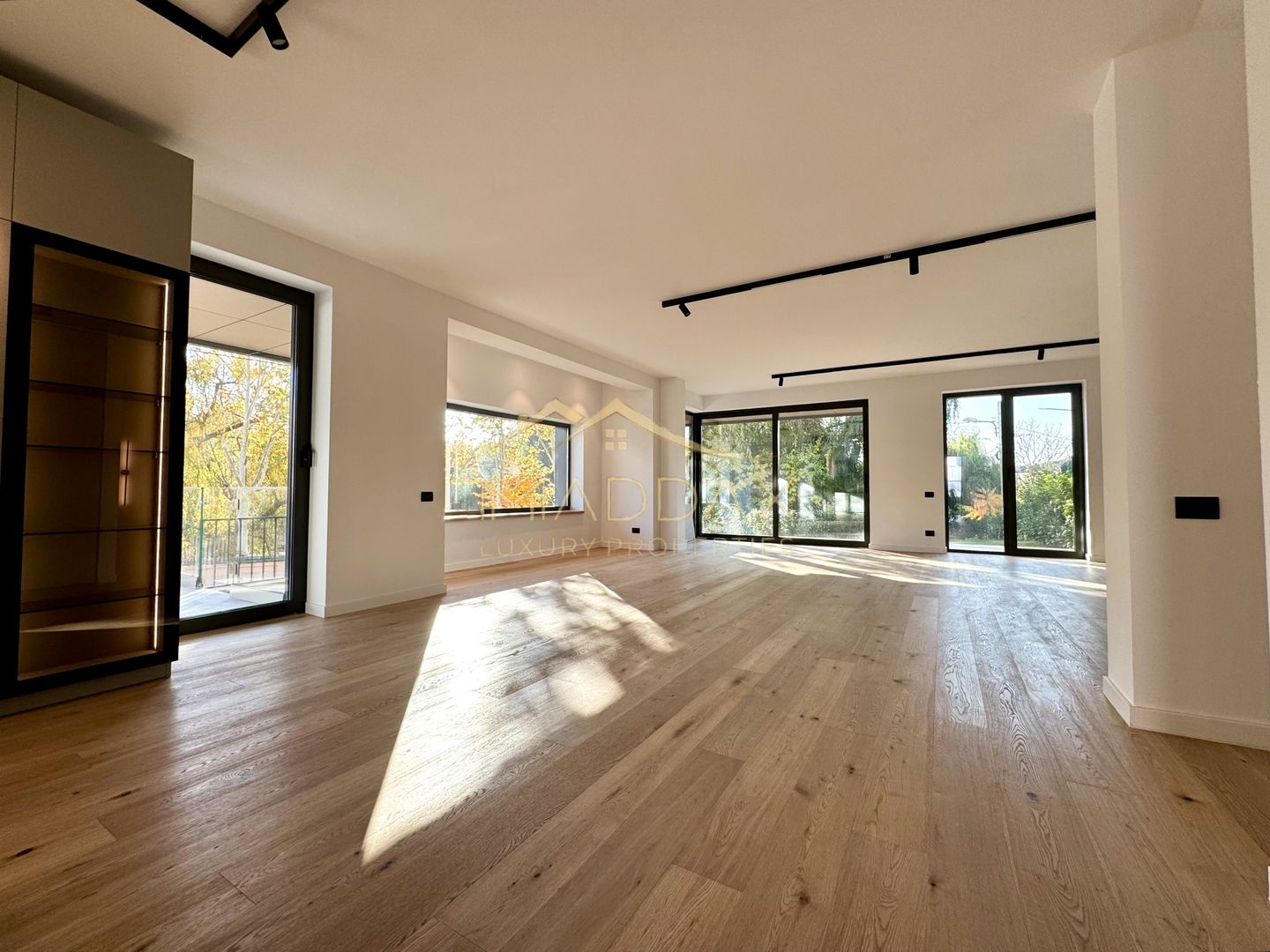 Vila cu 5 camere  *366mp* / Curte privată + piscina*315mp*/ Pipera - Lake View - Poză 19