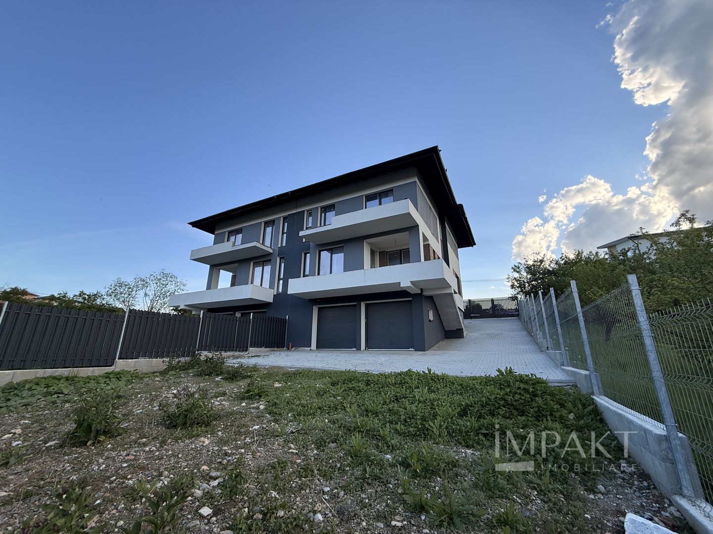 Casa cuplata cu garaj dublu, in Dezmir! - Poză 28