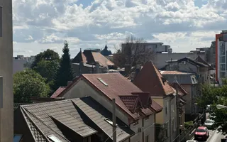 APARTAMENT cu 2 BAI si CENTRALA PROPRIE - Poză 13