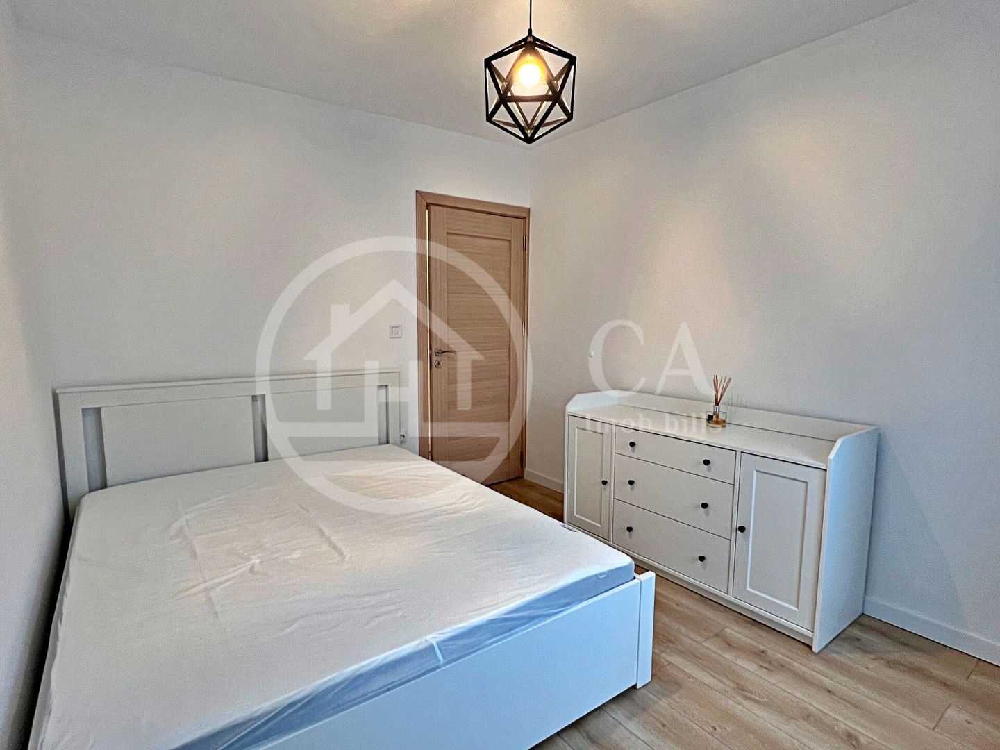 Apartament cu 3 camere de inchriat in zona Decebal, Oradea - Poză 12